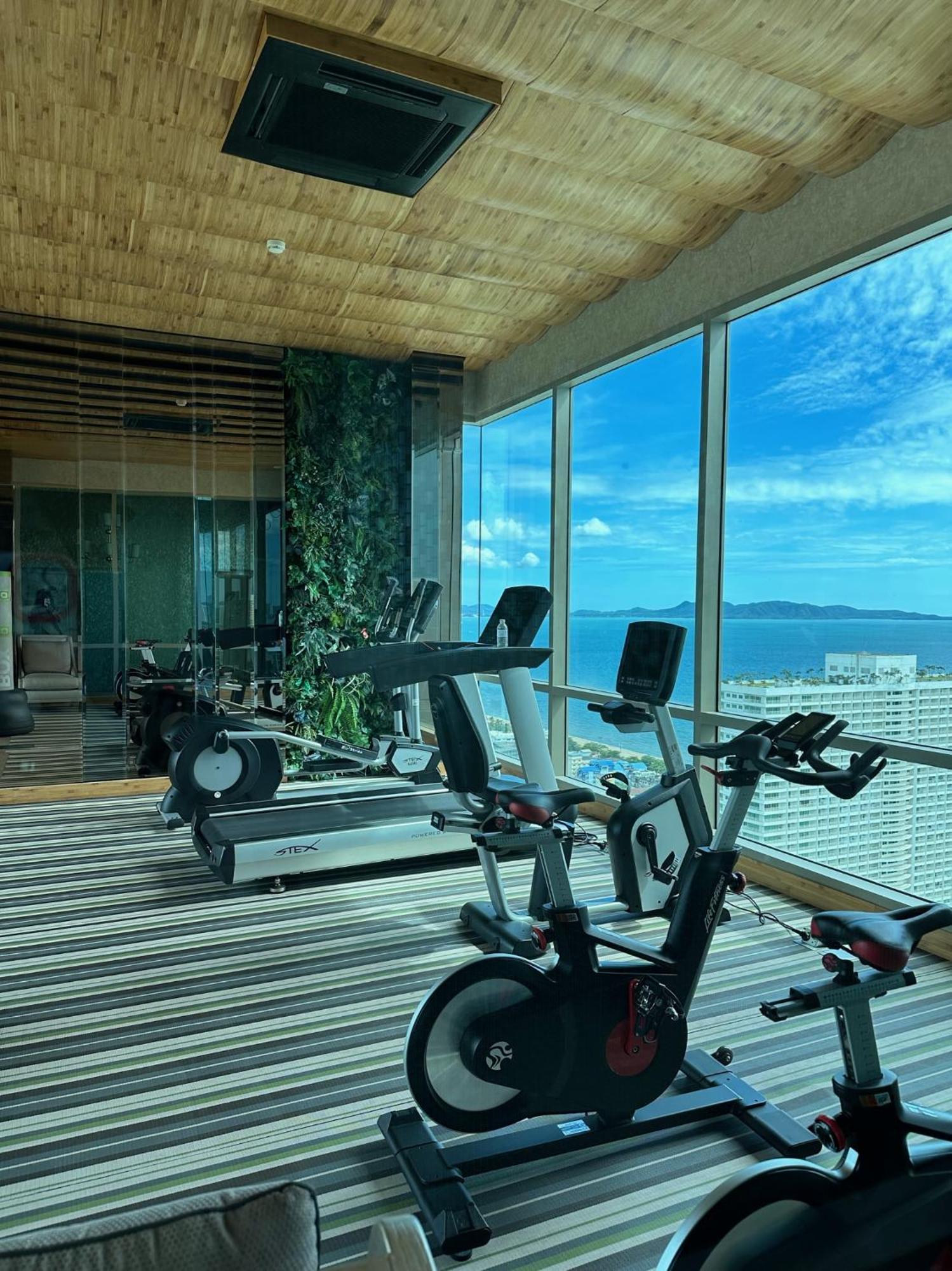 芭提雅高层海景奢华公寓the Riviera Jomtien生香家直达海滩2704 Esterno foto